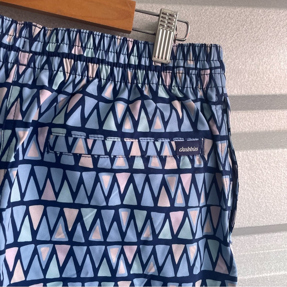 Chubbies NWT The Triangu-Laters 7" Swim Trunk - Picture 4 of 5